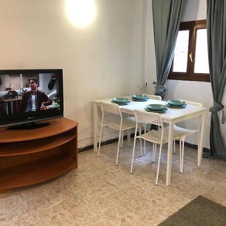 Reus Apartments Luaran gambar