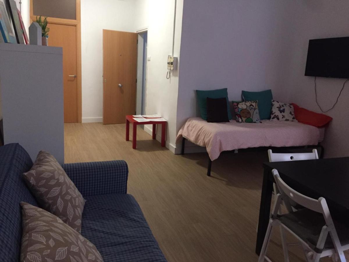 Reus Apartments Luaran gambar