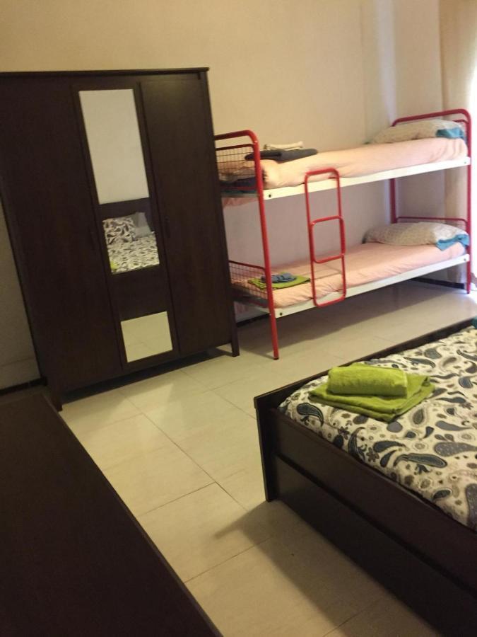 Reus Apartments Luaran gambar